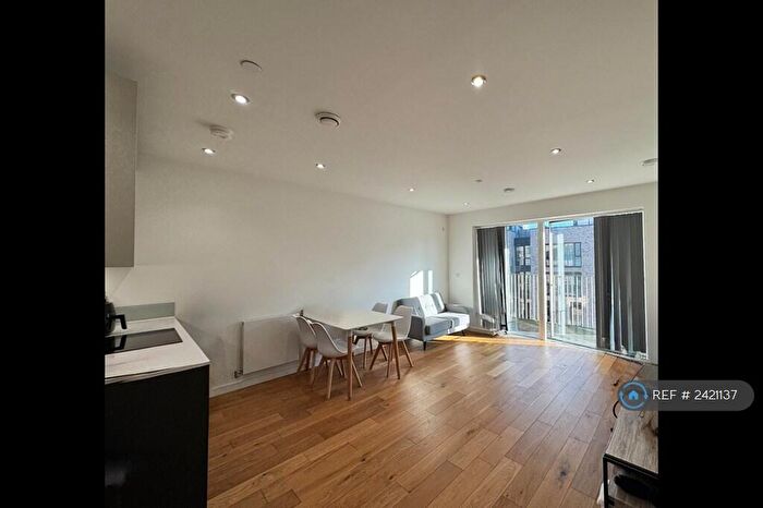 1 Bedroom Flat To Rent In Wenborn Building, London, E15