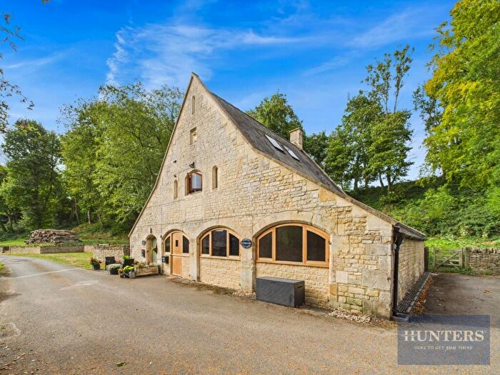 2 Bedroom Cottage To Rent In Wickfields, Cleeve Hill, Cheltenham, GL54
