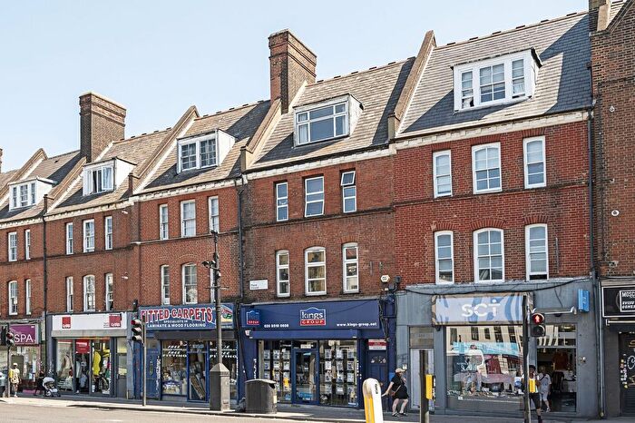 1 Bedroom Flat For Sale In Mare St, Hackney, E8