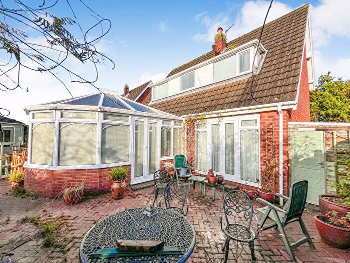 3 Bedroom Chalet For Sale In Woodley Avenue, Thornton-Cleveleys, FY5