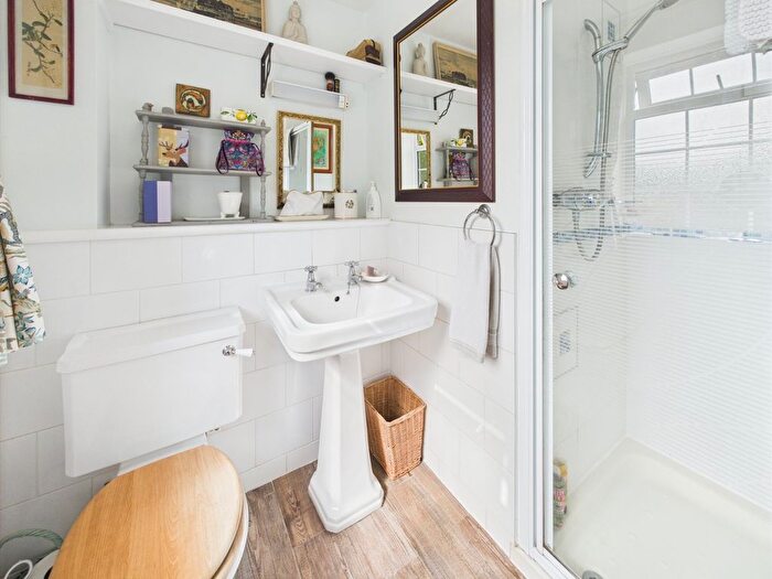 4 Bedroom Detached House For Sale In Tollhouse Drive, Worcester, Worcestershire, WR2
