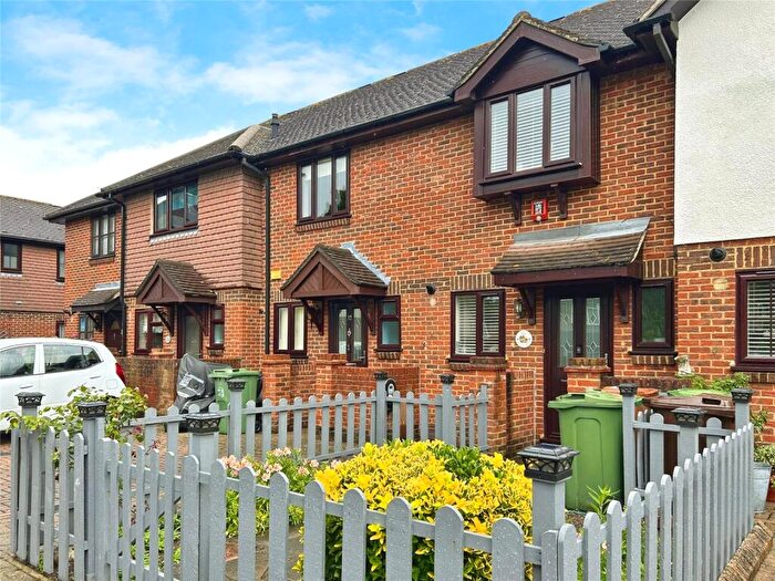 2 Bedroom Terraced House For Sale In Sunningdale Road, Cheam, Sutton, SM1