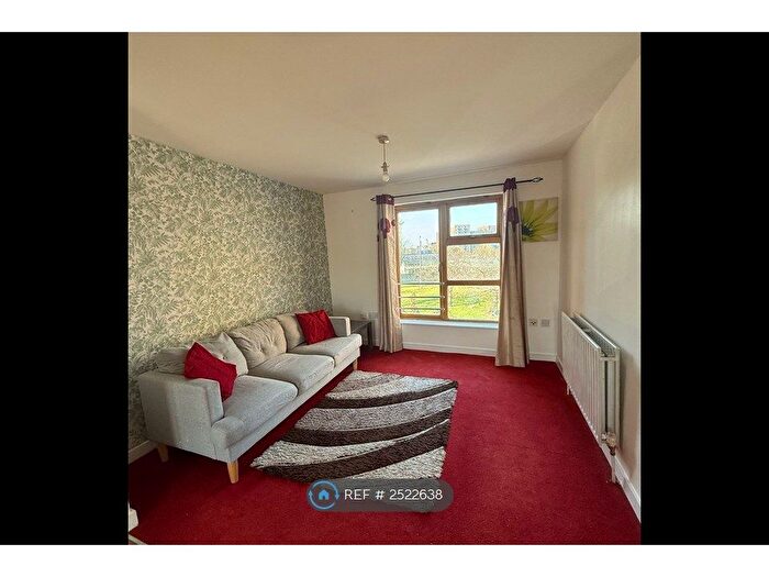 2 Bedroom Flat To Rent In Cooke Street, Barking, IG11