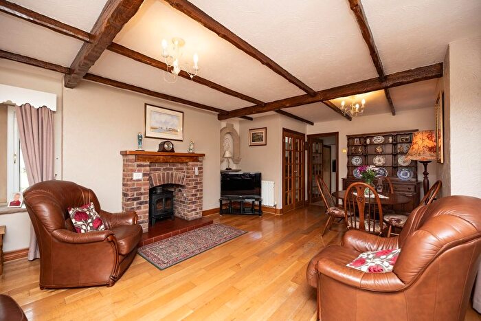 2 Bedroom Detached House For Sale In Hall Court, Brotherton, Knottingley, WF11