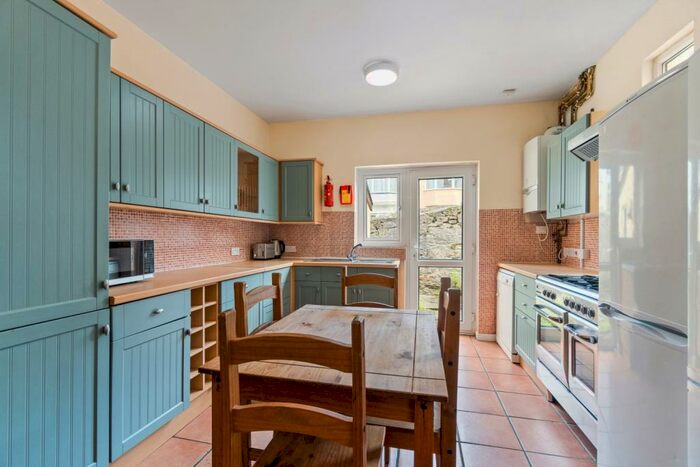 7 Bedroom Terraced House To Rent In Hamilton Gardens, Plymouth, Devon, PL4