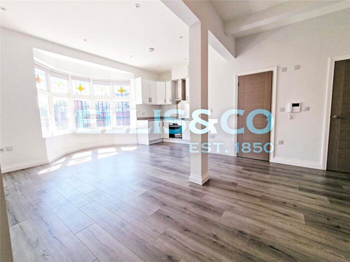 Studio To Rent In Station Road, Harrow, HA1