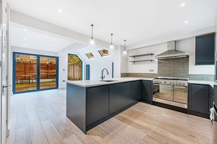 5 Bedroom Terraced House To Rent In Brackenbury Road, London, W6