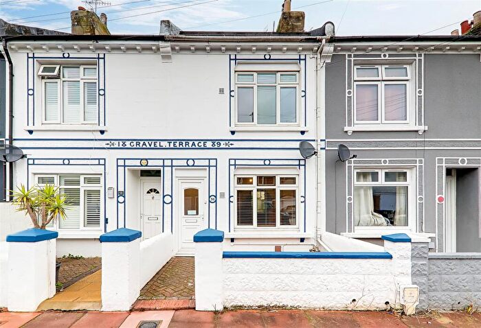 2 Bedroom Terraced House To Rent In Howard Street, Worthing, BN11