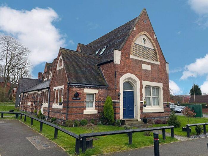 1 Bedroom Flat To Rent In Marshall Crescent, Wordsley, DY8