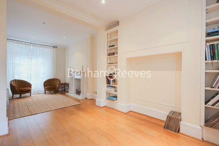 3 Bedroom End Of Terrace House To Rent In Alexander Place, South Kensington, SW7