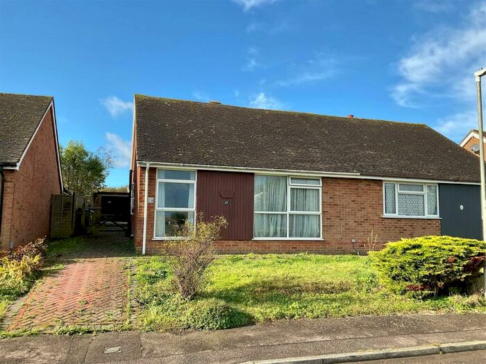2 Bedroom Semi-Detached Bungalow For Sale In White Wood Road, Eastry, Sandwich, CT13