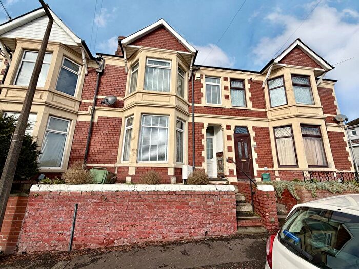 3 Bedroom Terraced House For Sale In Dock View Road, Barry, CF63