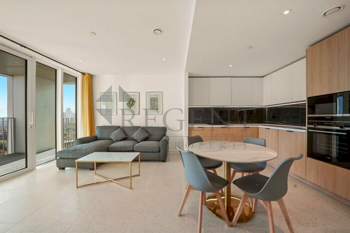 2 Bedroom Flat To Rent In Bouchon Point, Cendal Crescent, E1