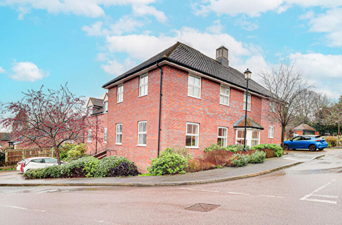 1 Bedroom Flat To Rent In Markyate, St Albans, AL3