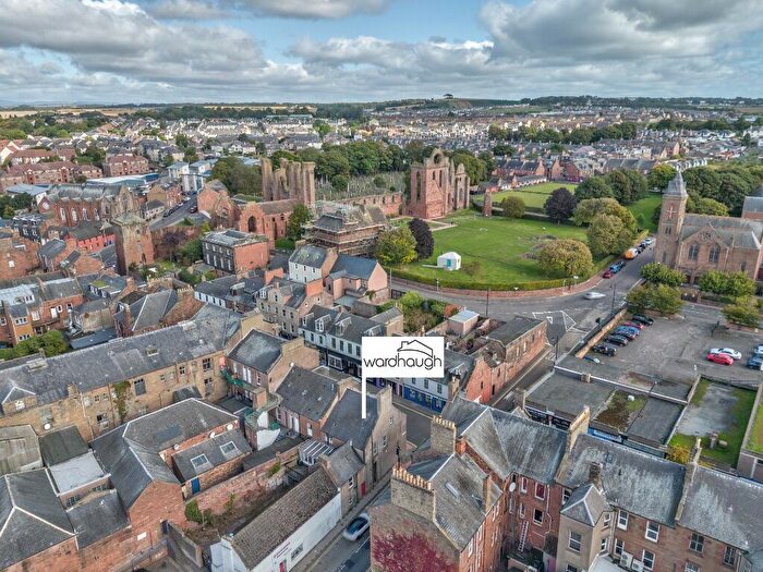 3 Bedroom Town House For Sale In Lordburn, Arbroath, Angus, DD11