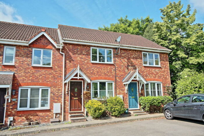 2 Bedroom Terraced House To Rent In Knaphill, Woking, GU21