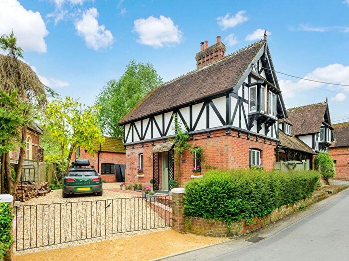 3 Bedroom Cottage For Sale In Post Office Road, Iwerne Minster, Blandford Forum, DT11