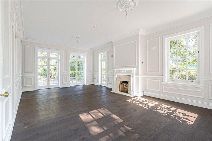 5 Bedroom Detached House To Rent In Newlands, Aldershot Road, Guildford, Surrey, GU3