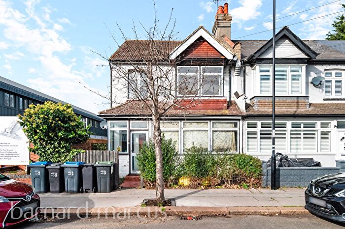 2 Bedroom Flat For Sale In Ash Tree Villas, Croydon, CR0