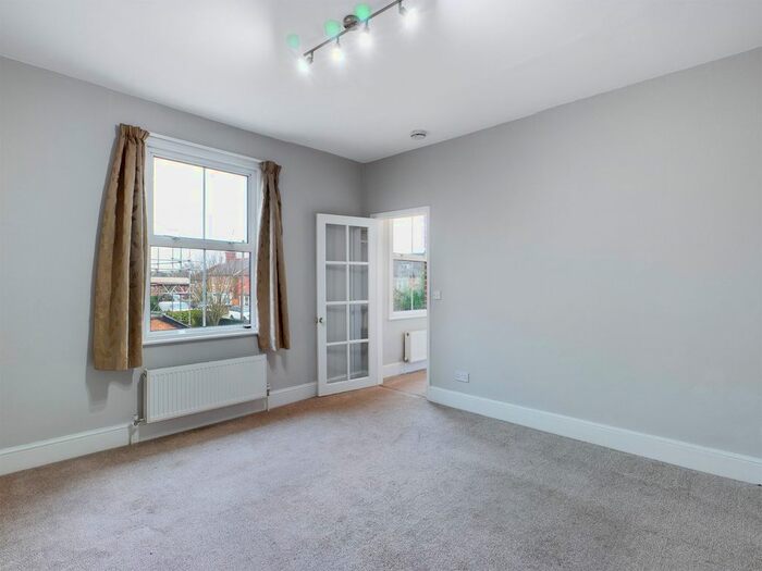 2 Bedroom Flat To Rent In Fordwater Road, Chertsey, Surrey KT16