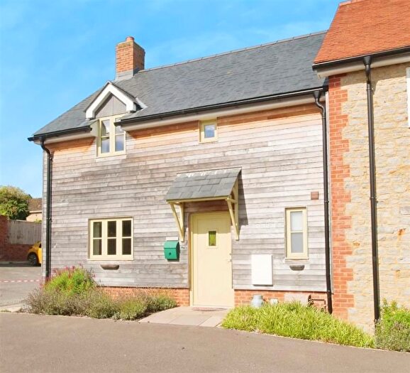 2 Bedroom End Of Terrace House For Sale In Badgers Grove, Stalbridge, Sturminster Newton, DT10