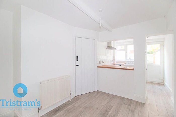 3 Bedroom Terraced House For Sale In Ogden Square, Gonerby Hill Foot, NG31