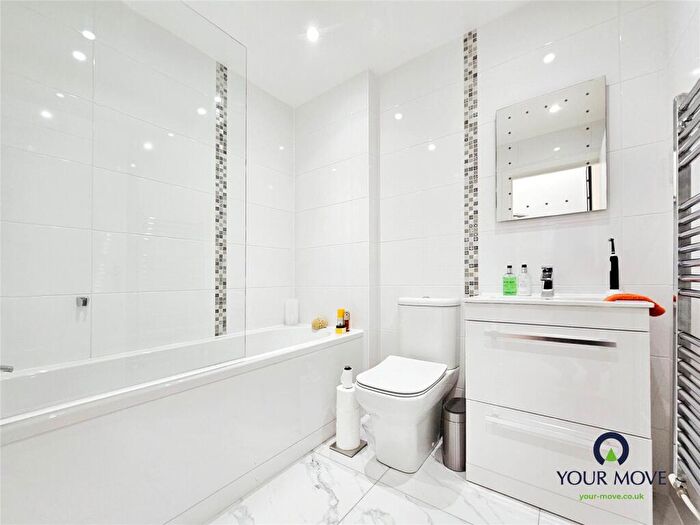 2 Bedroom End Of Terrace House For Sale In Albion Mews, Broadstairs, Kent, CT10