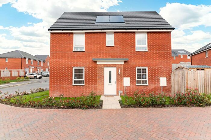 3 Bedroom Detached House For Sale In Castle Garden Street, Penistone, S36