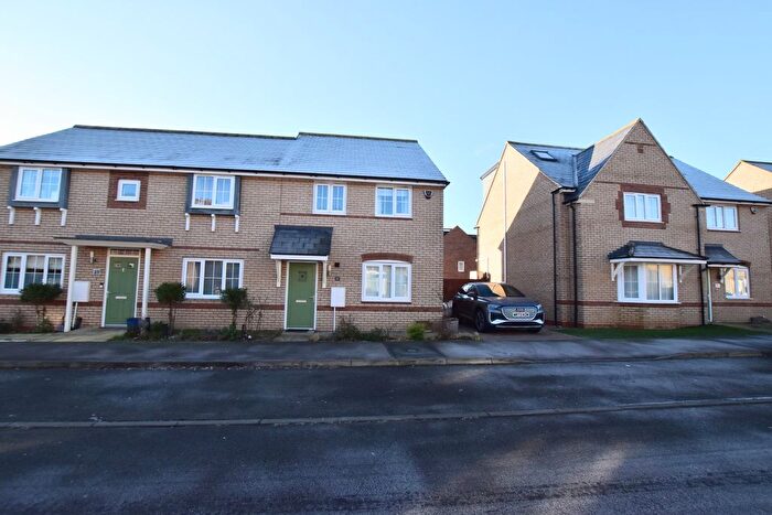 3 Bedroom Semi Detached House To Rent In Maritime Way, Brooklands, MK10