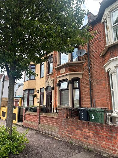 3 Bedroom Terraced House To Rent In Tavistock Avenue, Walthamstow, E17