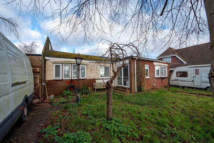 3 Bedroom Bungalow For Sale In Sea Road, Winchelsea Beach, Winchelsea, TN36