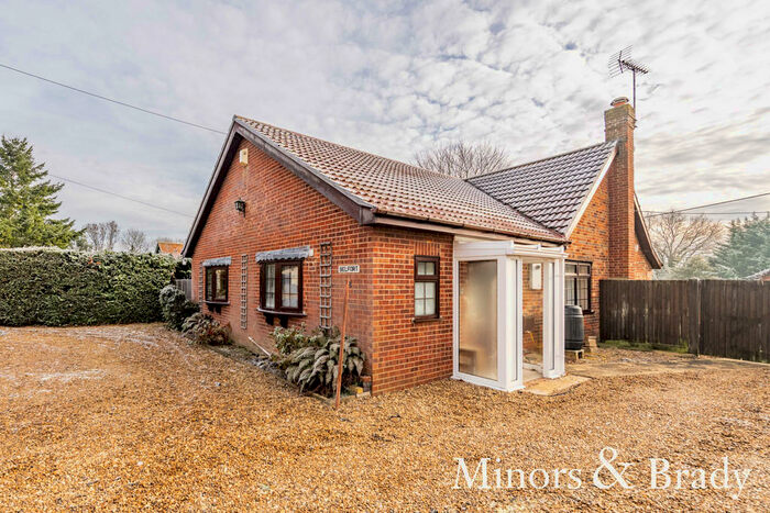 3 Bedroom Detached Bungalow For Sale In Cawston Road, Reepham, NR10