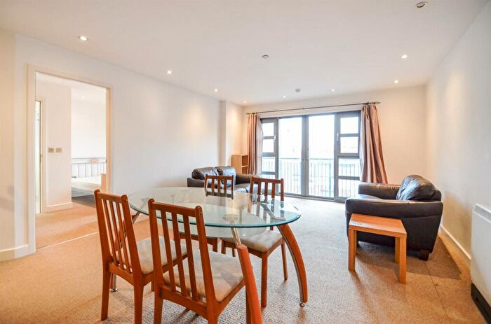 2 Bedroom Apartment To Rent In Castle Exchange, NG1