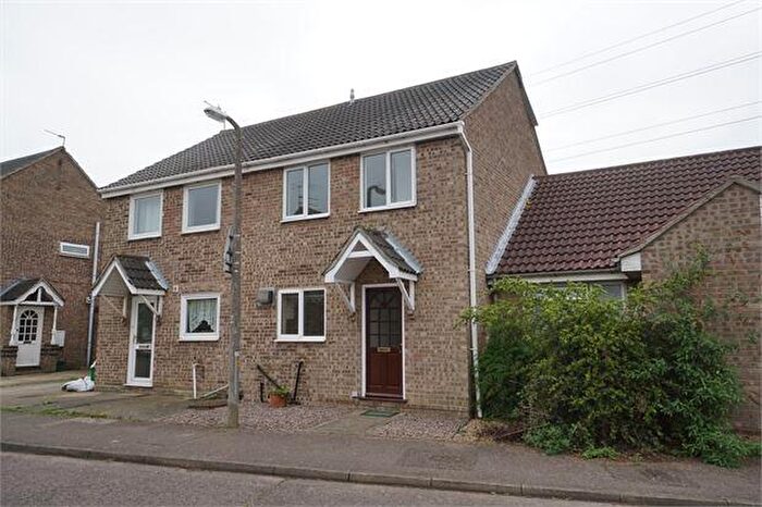 3 Bedroom Terraced House For Sale In Alexandra Drive, Wivenhoe, CO7