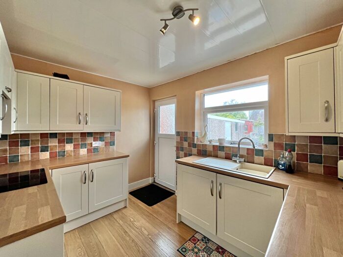 3 Bedroom Bungalow For Sale In Grizedale Avenue, Poulton-Le-Fylde, FY6