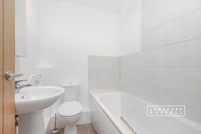 1 Bedroom Flat To Rent In Anglesea Road Orpington, BR5