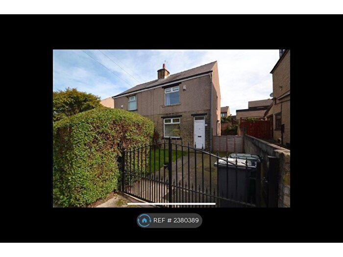 2 Bedroom Semi-Detached House To Rent In Bryanstone Road, Bradford, BD4