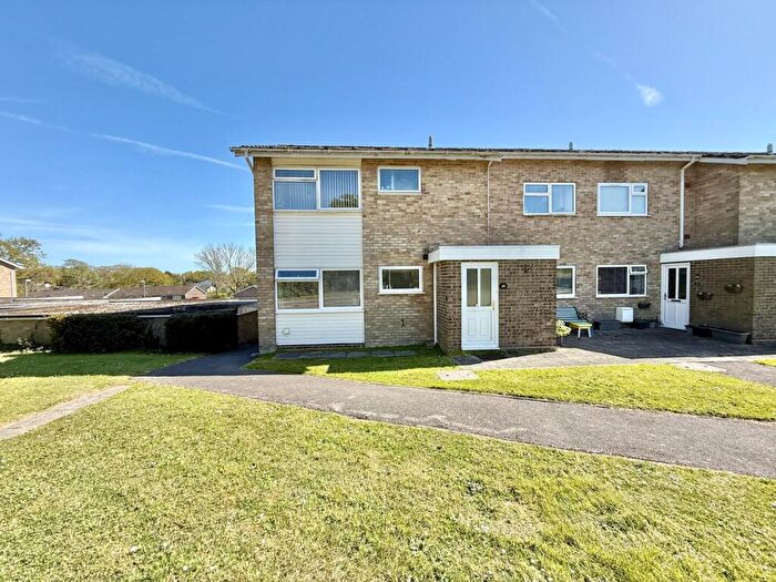 2 Bedroom Apartment For Sale In Rowan Drive, Highcliffe On Sea, Christchurch, BH23