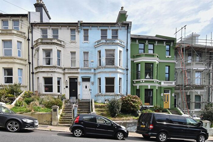 4 Bedroom Terraced House For Sale In Braybrooke Road, Hastings, TN34