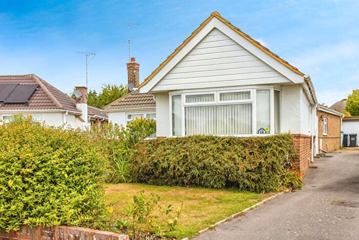 2 Bedroom Detached Bungalow For Sale In Ann Close, Hassocks, BN6