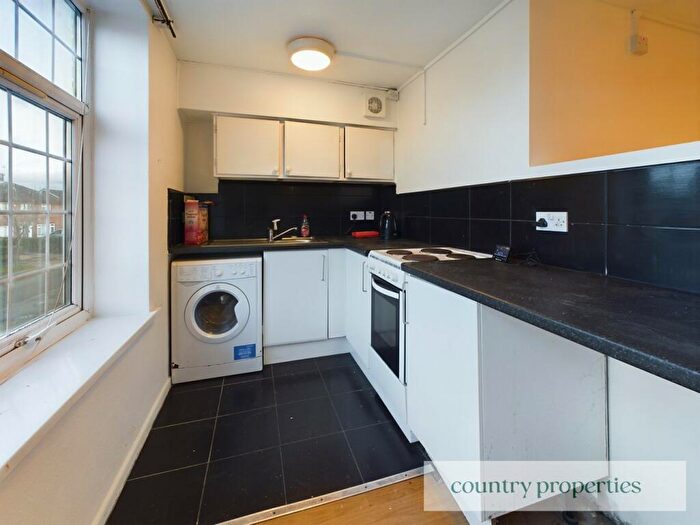 Studio To Rent In Boundary Lane, Welwyn Garden City, AL7
