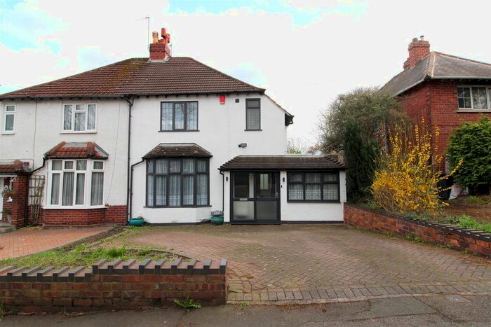 3 Bedroom Property To Rent In Beacon Street, Walsall, WS1