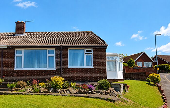 2 Bedroom Bungalow For Sale In Scarr End Lane, Dewsbury, WF13