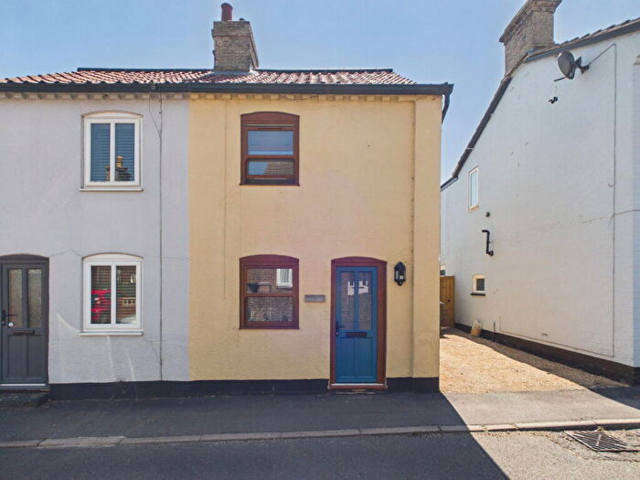 2 Bedroom Semi-Detached House For Sale In Albion Street, Saxmundham, IP17