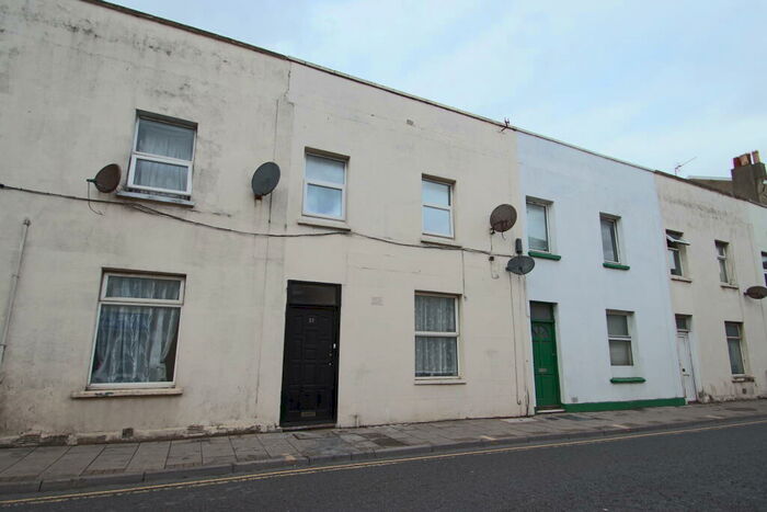 1 Bedroom Flat To Rent In Alfred Street, BS23