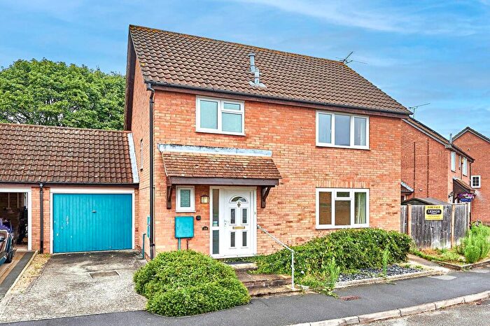 3 Bedroom Detached House For Sale In Bishop's Stortford, CM23