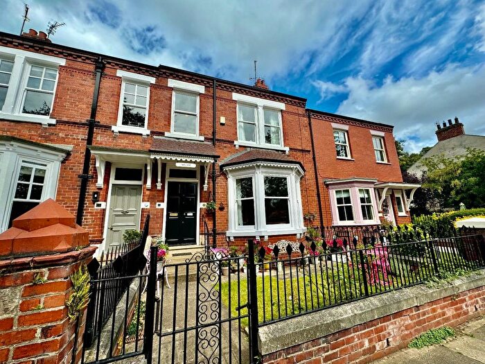 5 Bedroom Town House For Sale In South Parade, Croft On Tees, Darlington, DL2
