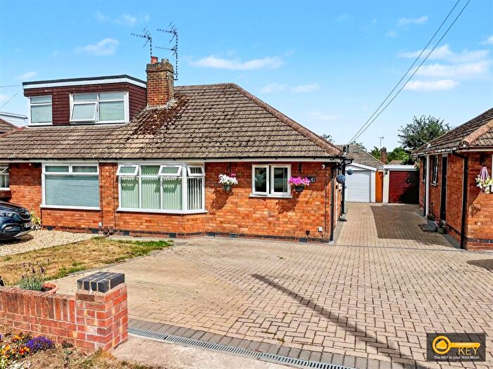 2 Bedroom Semi-Detached Bungalow For Sale In Nuneaton Road, Bulkington, Bedworth, CV12