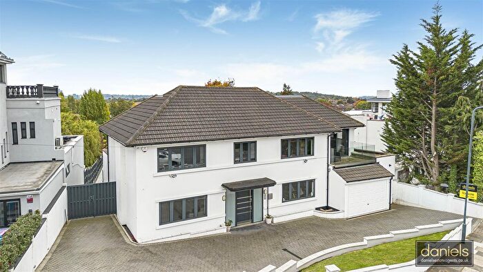 5 Bedroom Detached House For Sale In Priory Gardens, Wembley, HA0