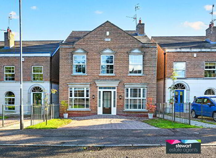 4 Bedroom Detached House For Sale In Glebe Way, Moira, BT67